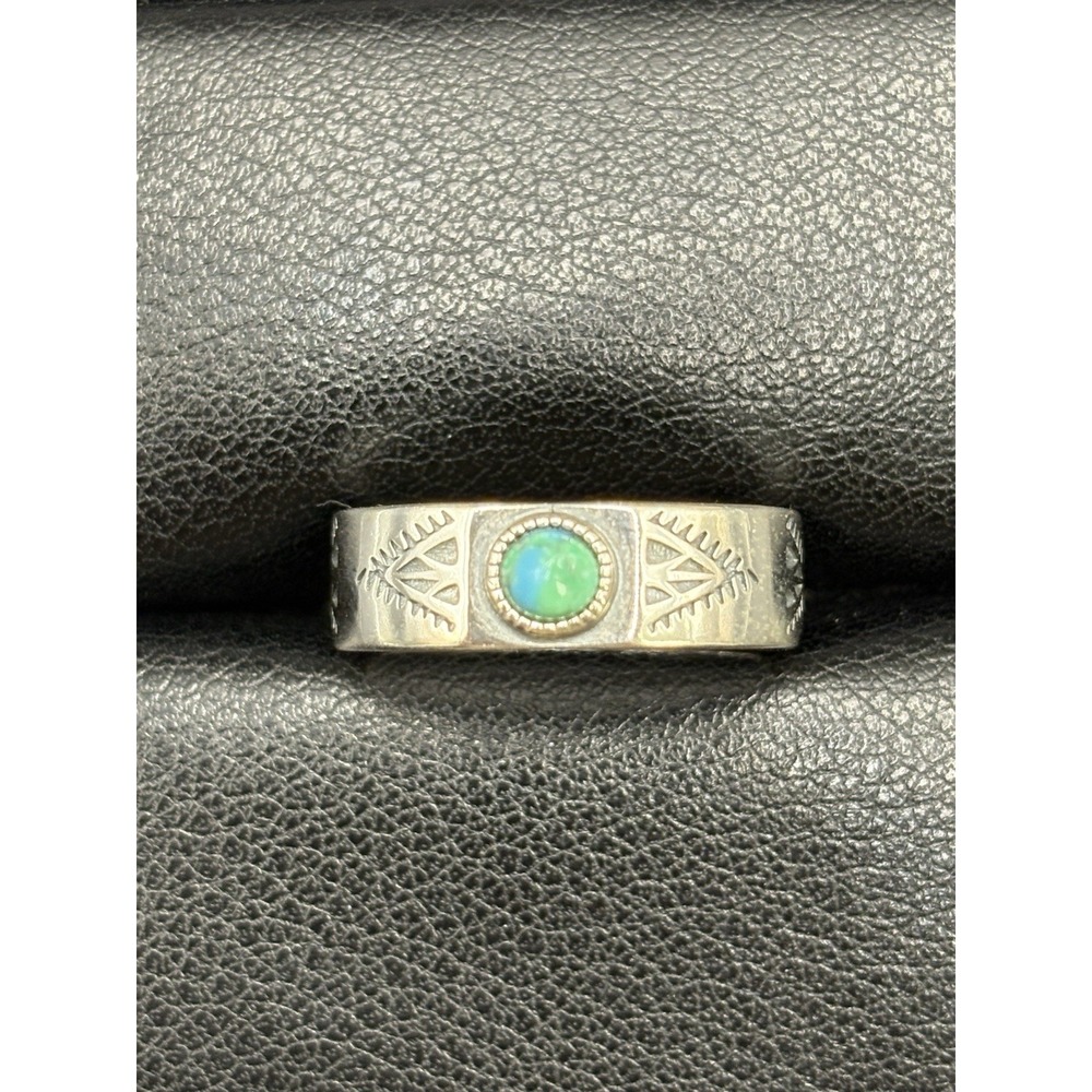 New Condition Sterling Silver Turquoise Ring Arrow Size 8 E20